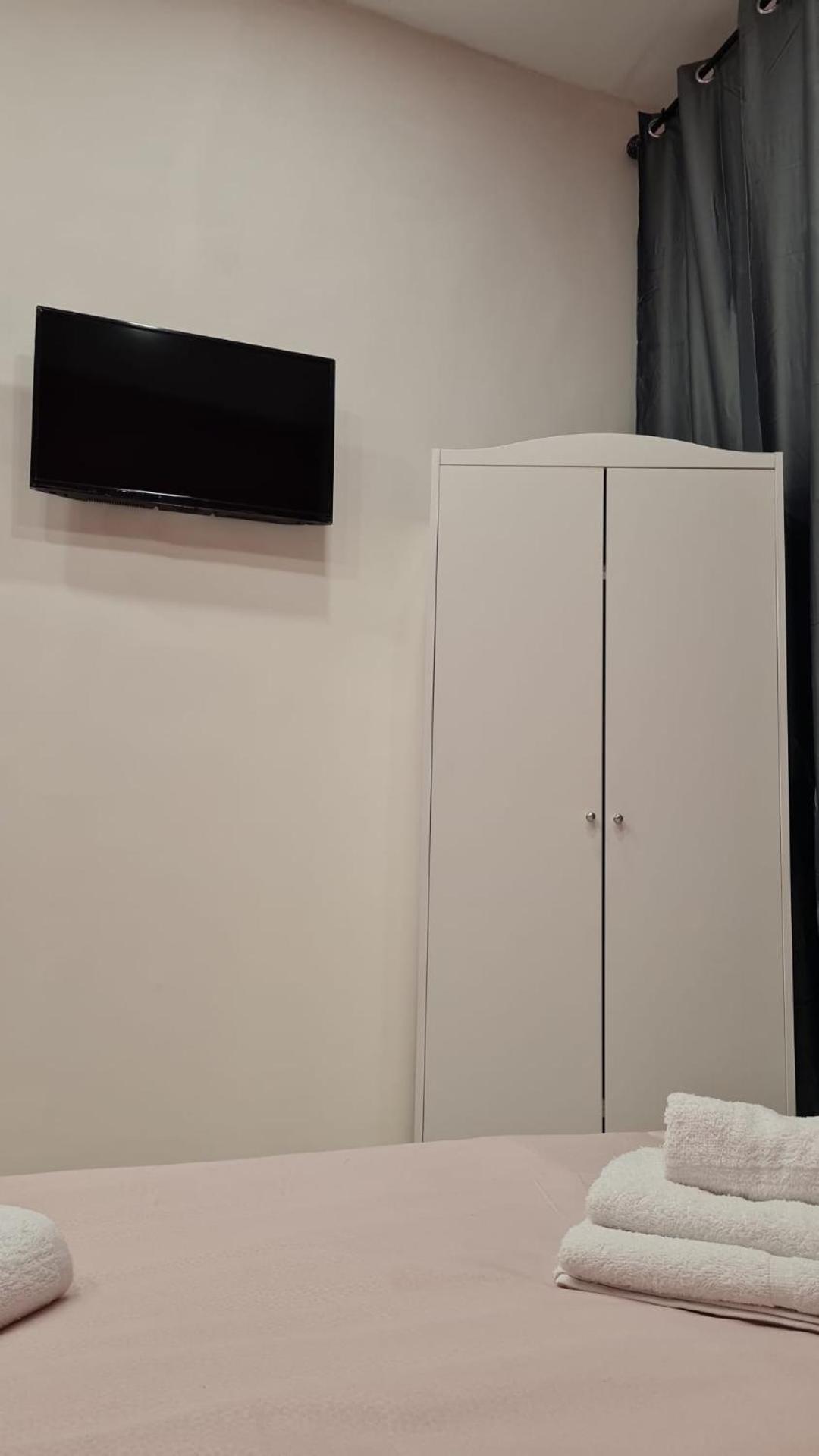 Fraleo Apartment *